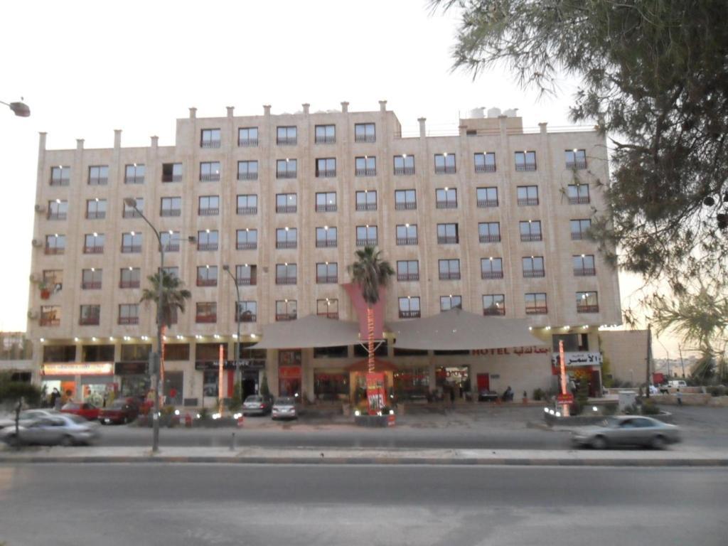 Yellow Rose Hotel Amman Exterior photo